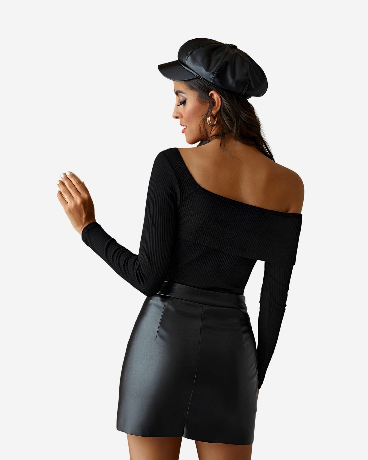 0 Elegant Domina vegan leather skirt